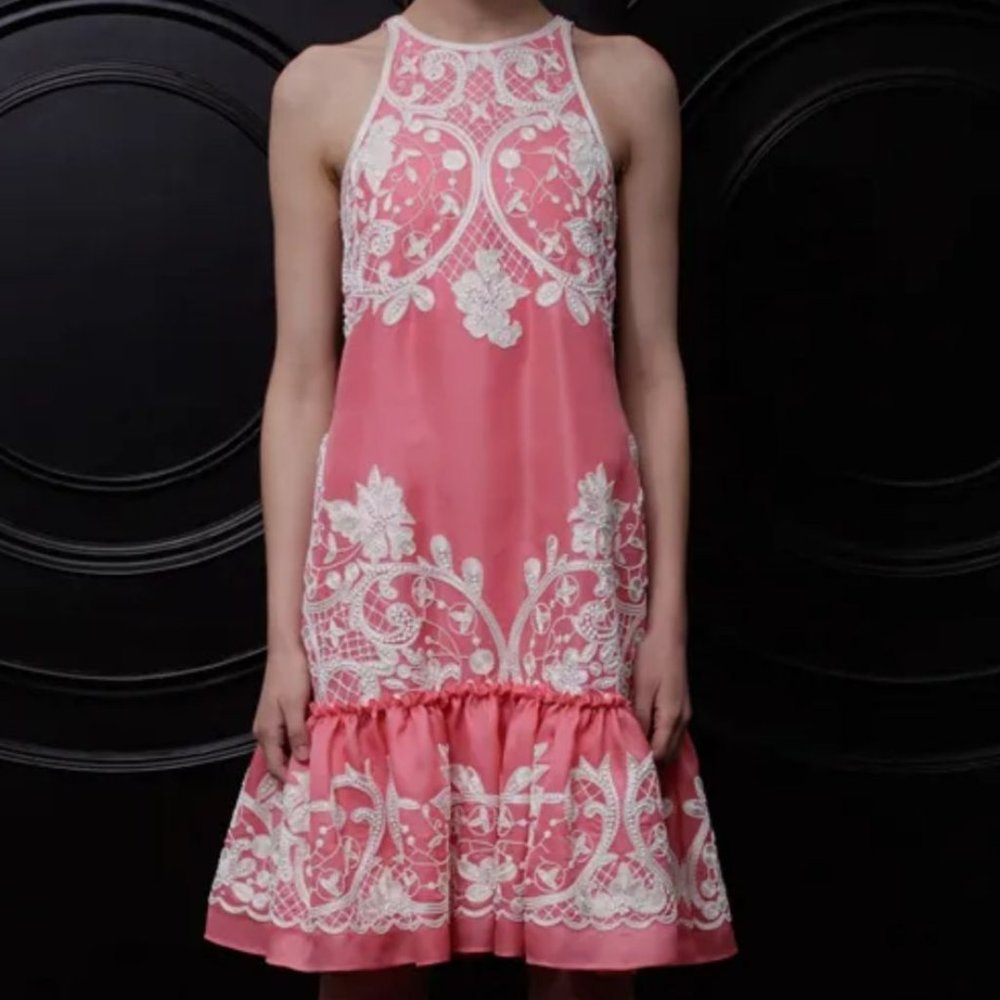 Naeem Khan Pink Dress with White Embroidery - Size 12 (Gently Used)